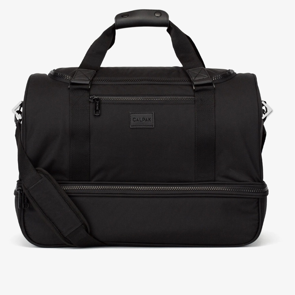 Stevyn Duffel Bag with Shoe Compartment